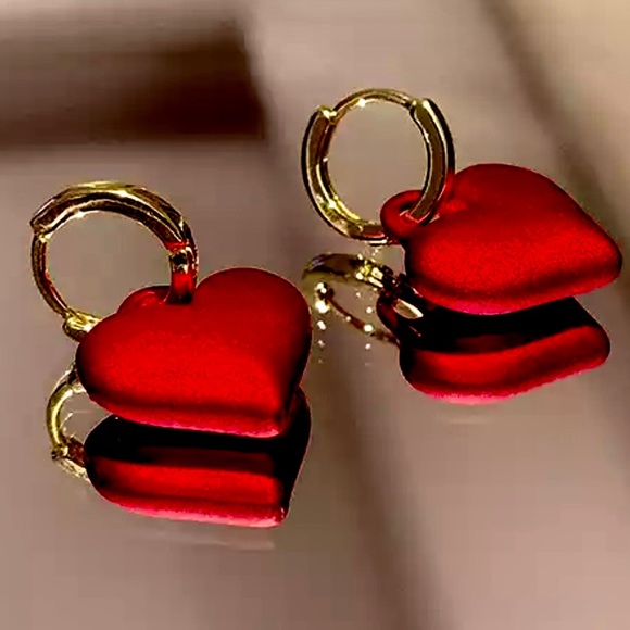 Grathia Cero Accessories - Valentine Metal Puffy Frosted Heart Dangle Women Earrings